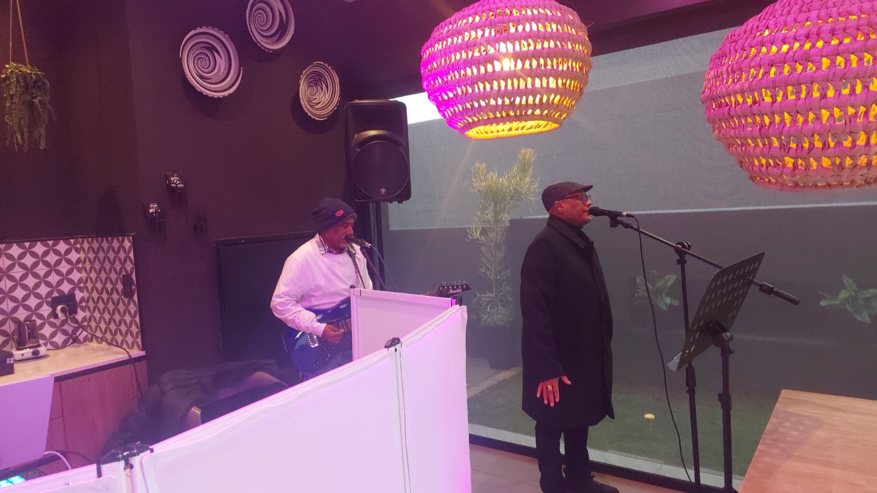 Live vocalist performing alongside an Entertainworx DJ